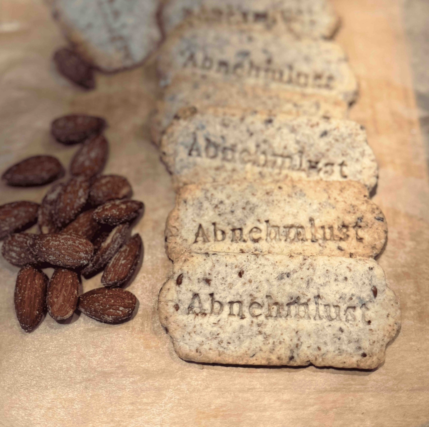 Plätzchen mit Mandeln und Kürbiskerne